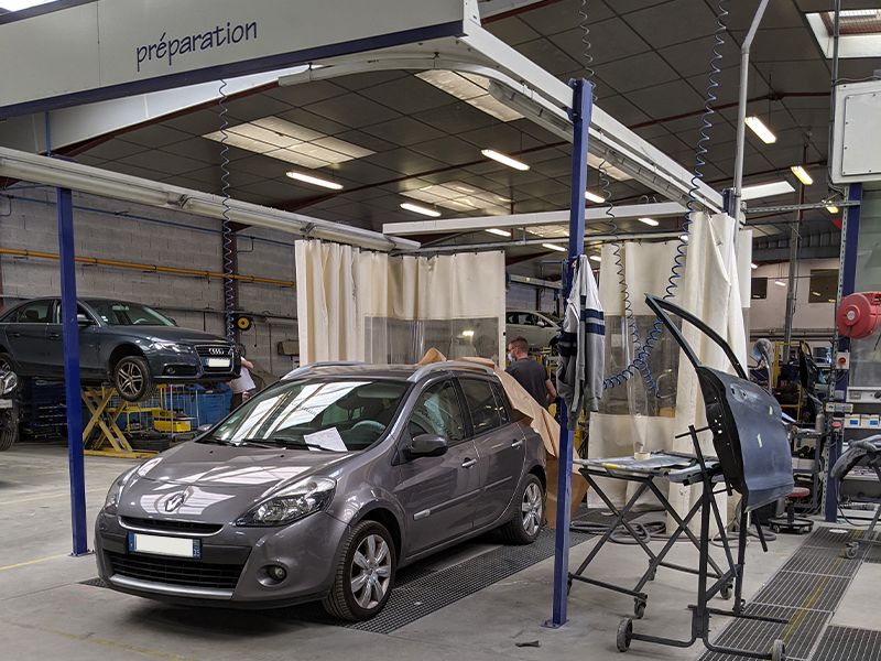 Carrossier à Rennes AVM Autos répare et entretien votre carrosserie auto