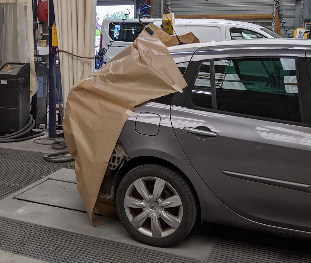 Réparation de carrosserie chez AVM Autos Rennes